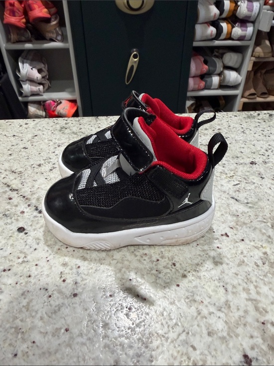 Jordan Other - Jordan Air Max Aura 2